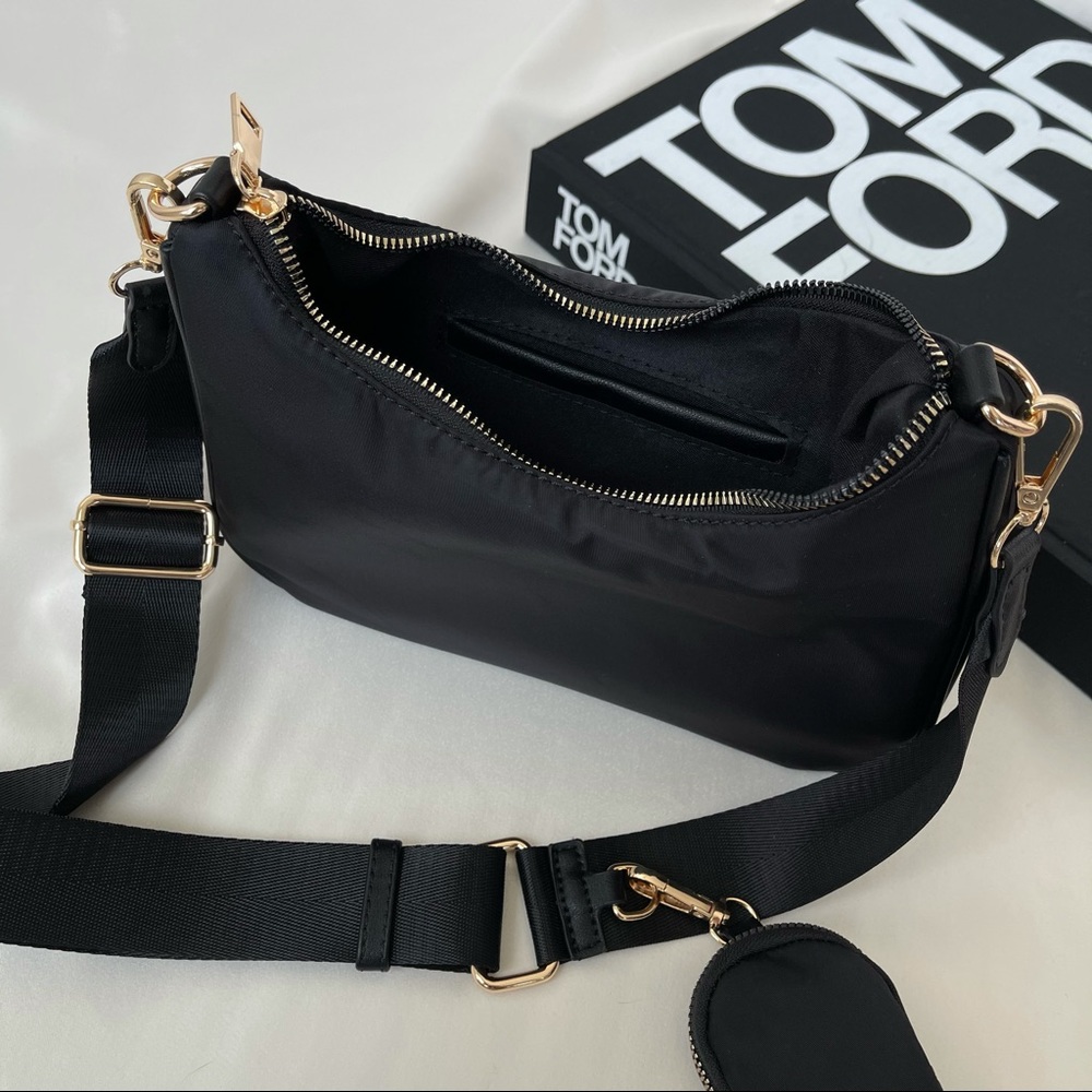 🆕 In Style Crossbody Bag — Black - Picture 4 of 6